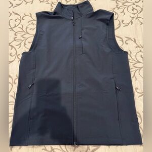 NWT. 32 Degrees Heat Men’s Tech Vest.